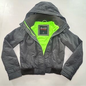 EUC Size Small Hollister Gray Bomber Jacket with Neon Green Lining 051